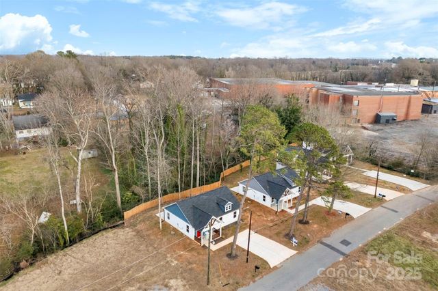 516 N Mulberry Street, Cherryville, NC 28021