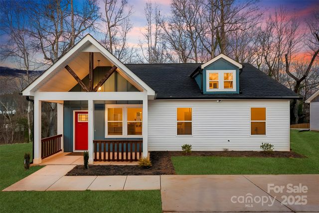 516 N Mulberry Street, Cherryville, NC 28021