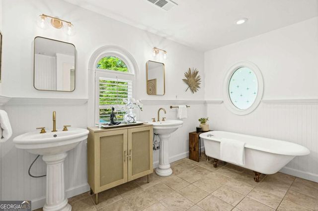 835 Willivee Drive, Decatur, GA 30033