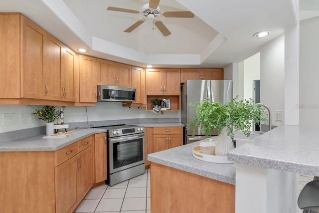 835 CHRISTINA CIRCLE, Oldsmar, FL 34677