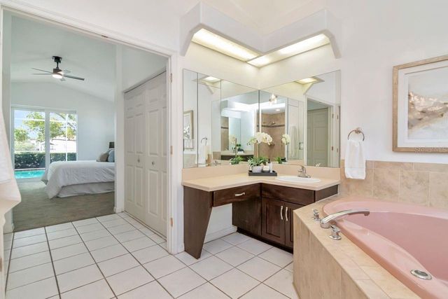 835 CHRISTINA CIRCLE, Oldsmar, FL 34677