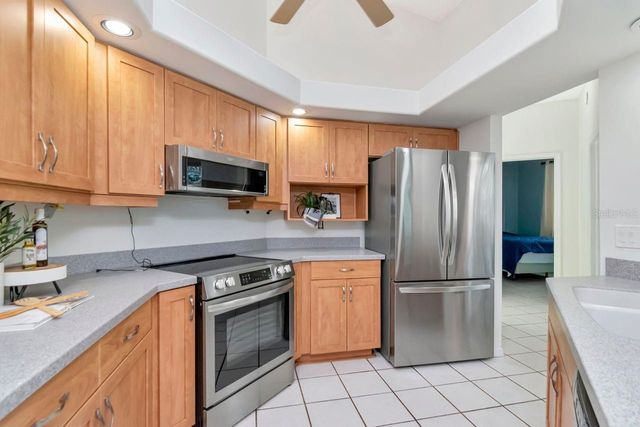 835 CHRISTINA CIRCLE, Oldsmar, FL 34677