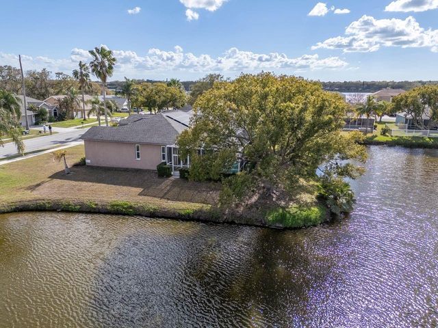 835 CHRISTINA CIRCLE, Oldsmar, FL 34677