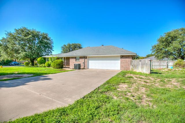 1200 Sea Island Road, San Angelo, TX 76904