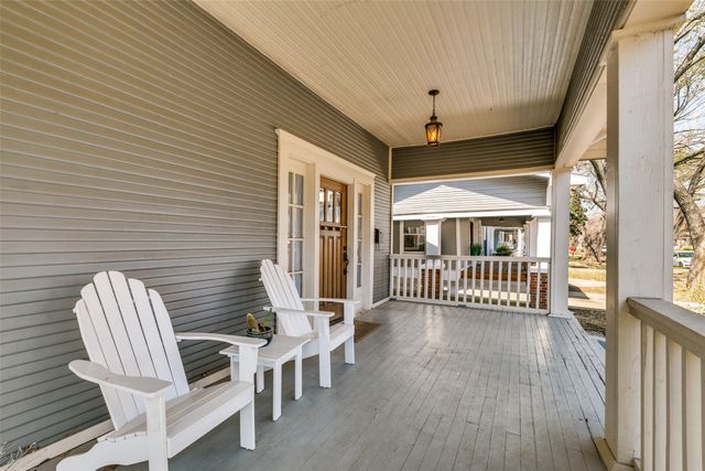 341 S Edgefield Avenue, Dallas, TX 75208