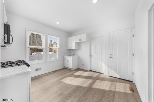 811 Jackson Ave, Linden City, NJ 07036