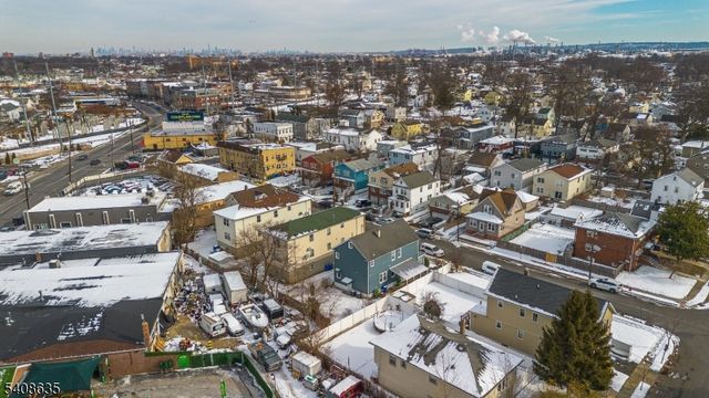 811 Jackson Ave, Linden City, NJ 07036