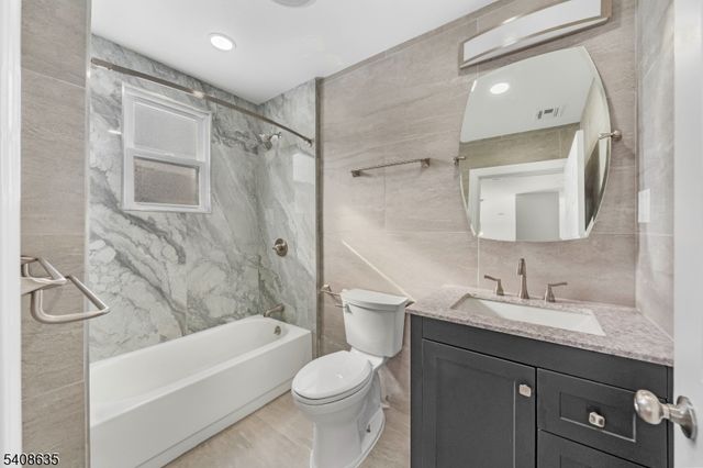 811 Jackson Ave, Linden City, NJ 07036