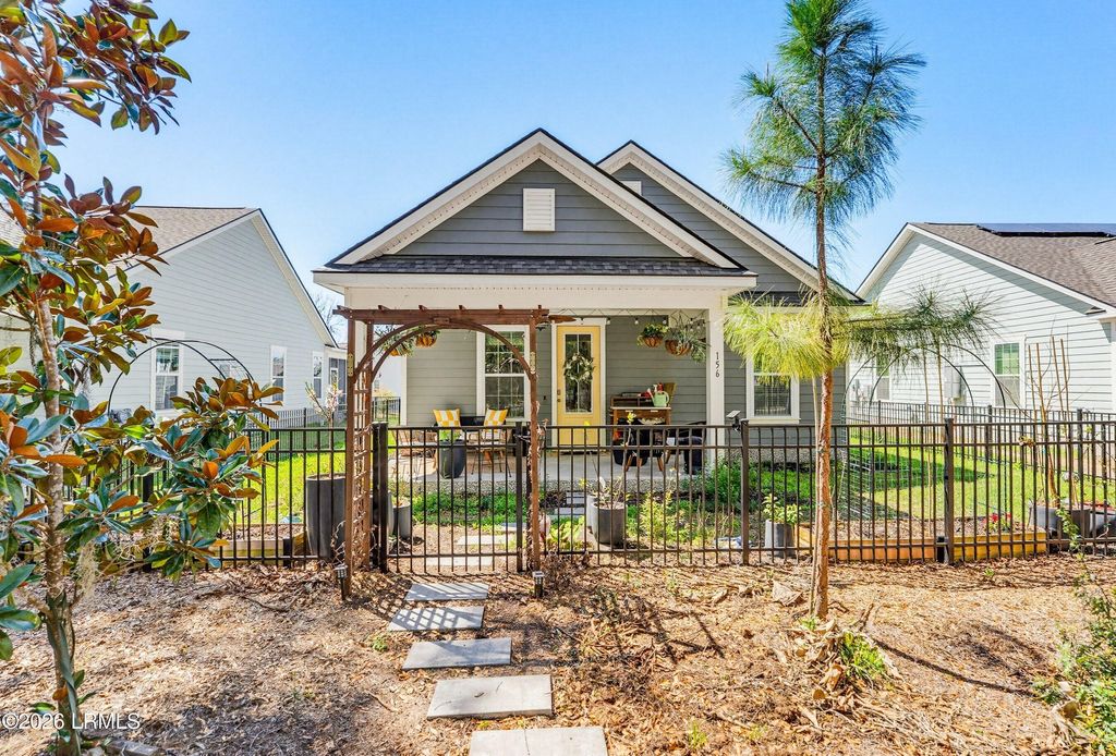 156 Baynard Road, Beaufort, SC 29906