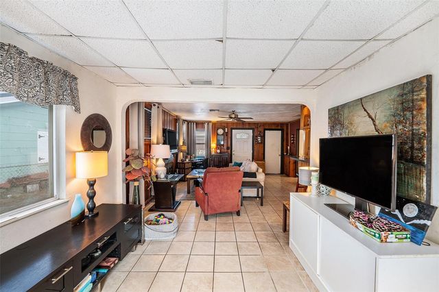 5224 29TH AVENUE S, Gulfport, FL 33707