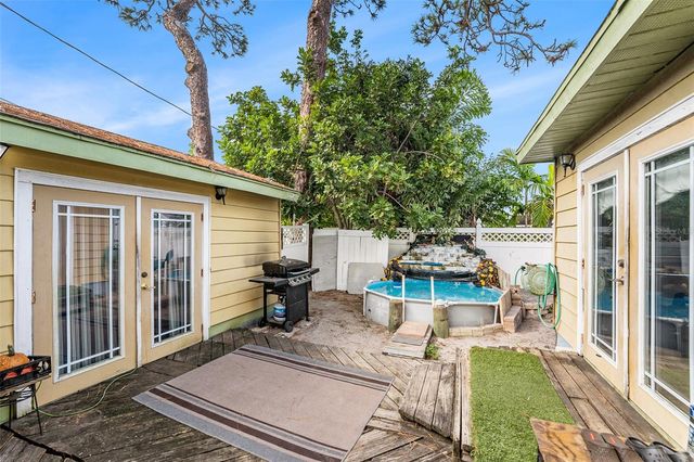 5224 29TH AVENUE S, Gulfport, FL 33707