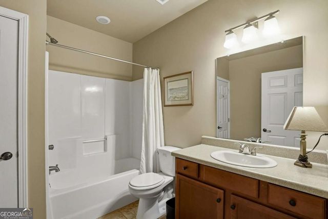 7422 Brookstone Circle, Flowery Branch, GA 30542