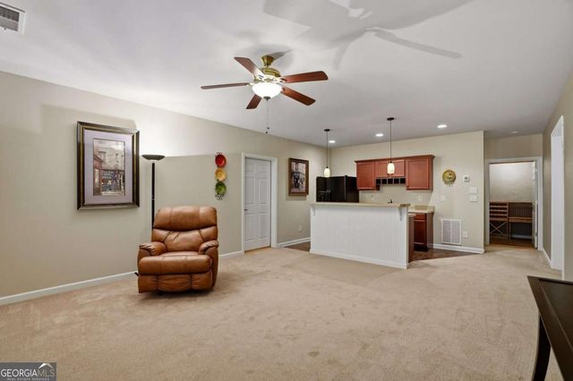 7422 Brookstone Circle, Flowery Branch, GA 30542