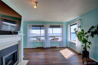 747 SE Bayshore Drive #202, Oak Harbor, WA 98277