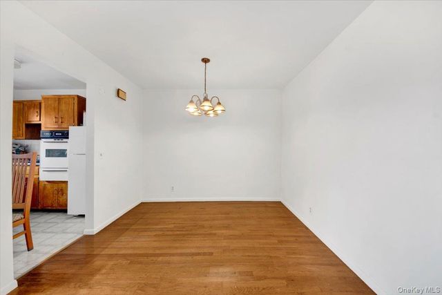 1879 Crompond Road G-10, Peekskill, NY 10566