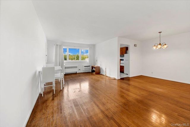 1879 Crompond Road G-10, Peekskill, NY 10566