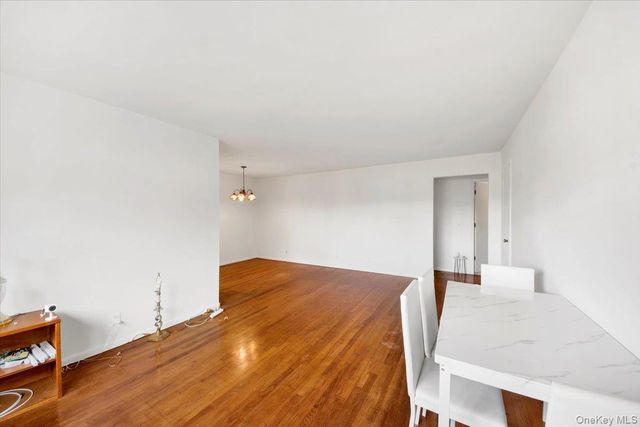 1879 Crompond Road G-10, Peekskill, NY 10566