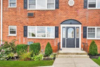 1879 Crompond Road G-10, Peekskill, NY 10566