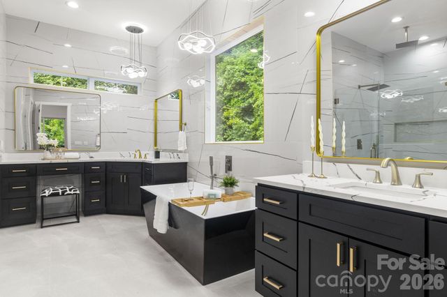 809 Crater Street, Charlotte, NC 28205