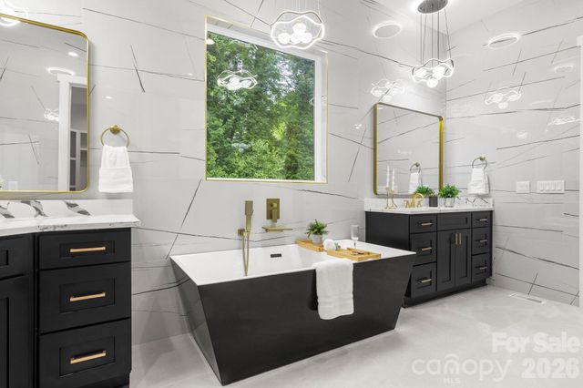809 Crater Street, Charlotte, NC 28205