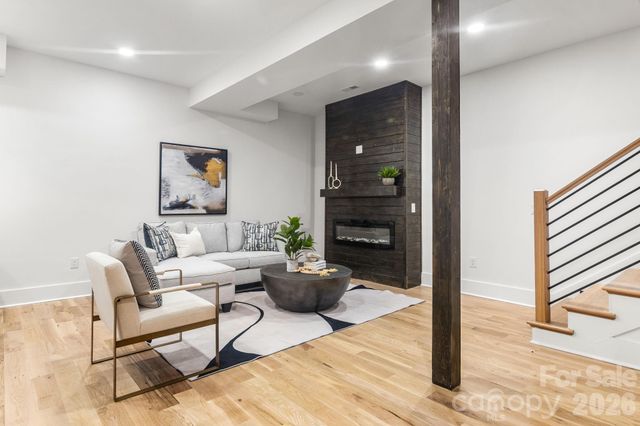 809 Crater Street, Charlotte, NC 28205