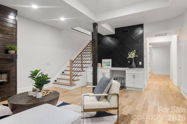 809 Crater Street, Charlotte, NC 28205