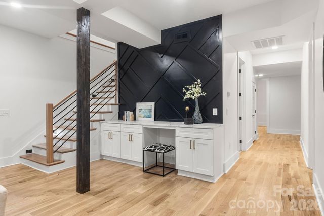 809 Crater Street, Charlotte, NC 28205