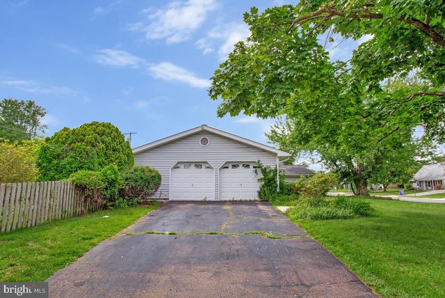 3900 CHAPEL FORGE DR, Bowie, MD 20715