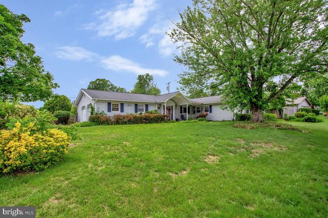 3900 CHAPEL FORGE DR, Bowie, MD 20715