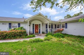 3900 CHAPEL FORGE DR, Bowie, MD 20715