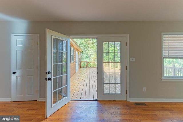 174 BYER LN, Shepherdstown, WV 25443