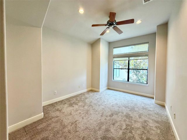 1910 Woodbury Street, Houston, TX 77030