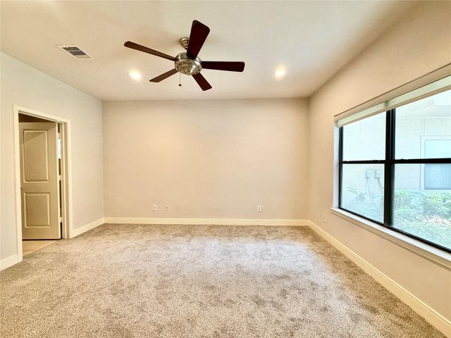 1910 Woodbury Street, Houston, TX 77030