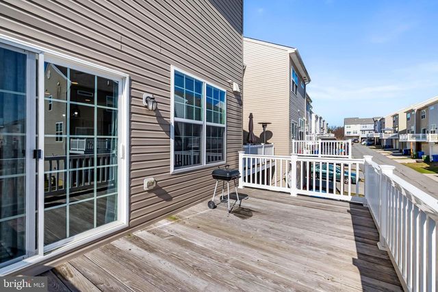 400 CHARLESTOWN CROSSING BLVD, North East, MD 21901