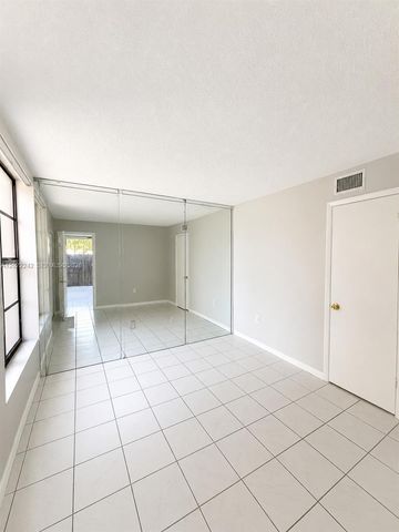 20033 SW 123rd Dr, Miami, FL 33177