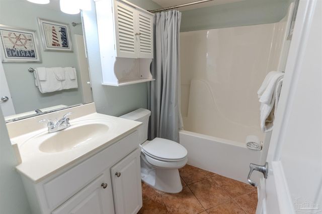 16785 Perdido Key Dr 102, Pensacola, FL 32507