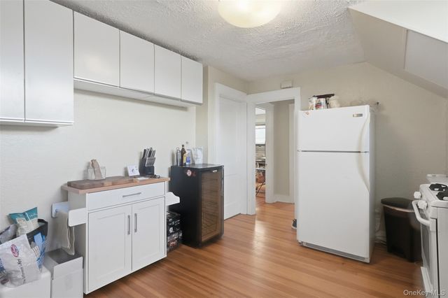 60 W Center Street, Beacon, NY 12508