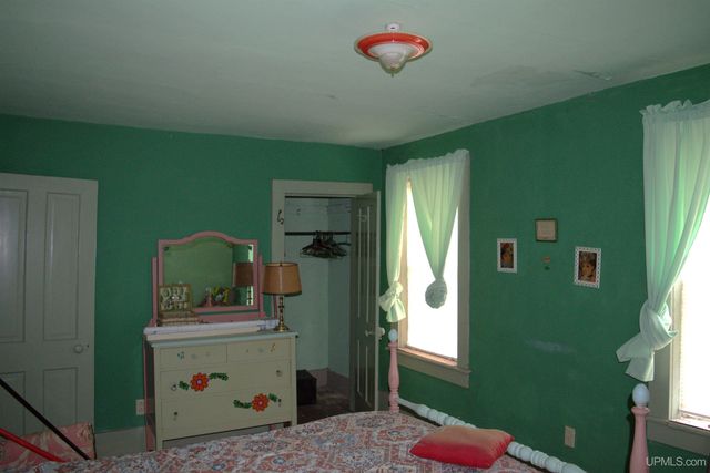 57225 Third Street, Calumet, MI 49913