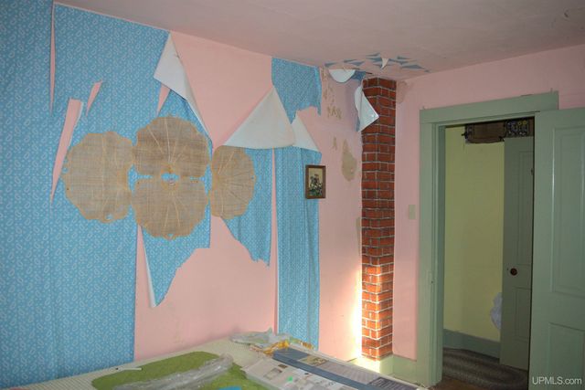 57225 Third Street, Calumet, MI 49913