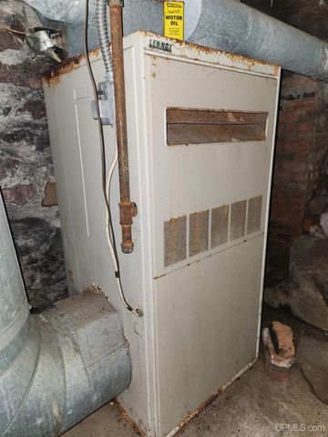 57225 Third Street, Calumet, MI 49913