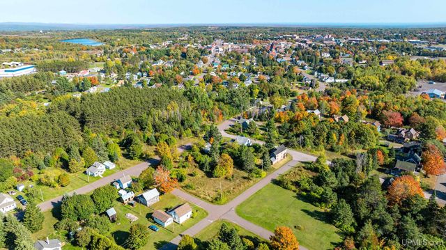 57225 Third Street, Calumet, MI 49913