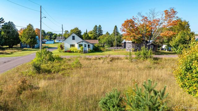 57225 Third Street, Calumet, MI 49913