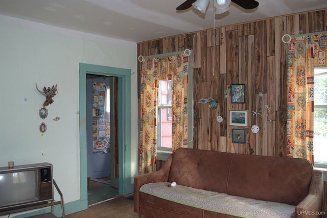 57225 Third Street, Calumet, MI 49913