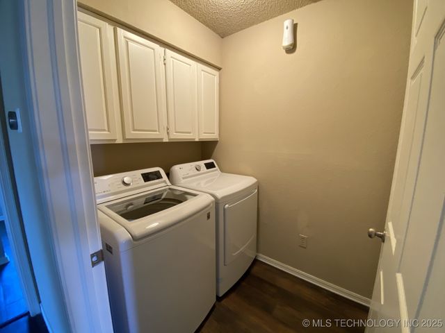 9107 S 69th East Place, Tulsa, OK 74133