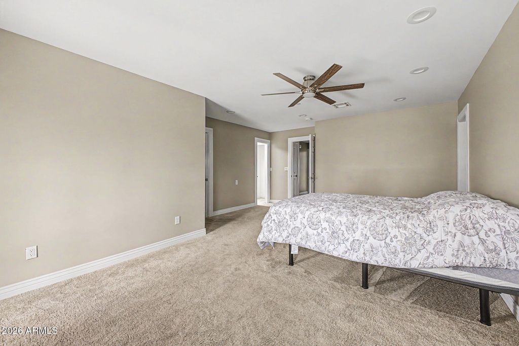 Image 16 of property listing at 7309 E ROVEY Avenue, Scottsdale, AZ 85250