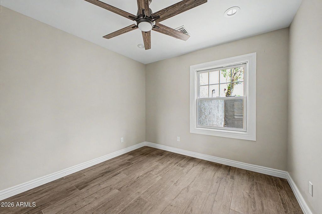 Image 31 of property listing at 7309 E ROVEY Avenue, Scottsdale, AZ 85250