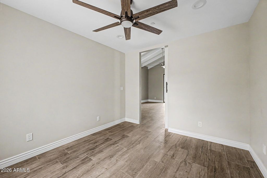 Image 32 of property listing at 7309 E ROVEY Avenue, Scottsdale, AZ 85250