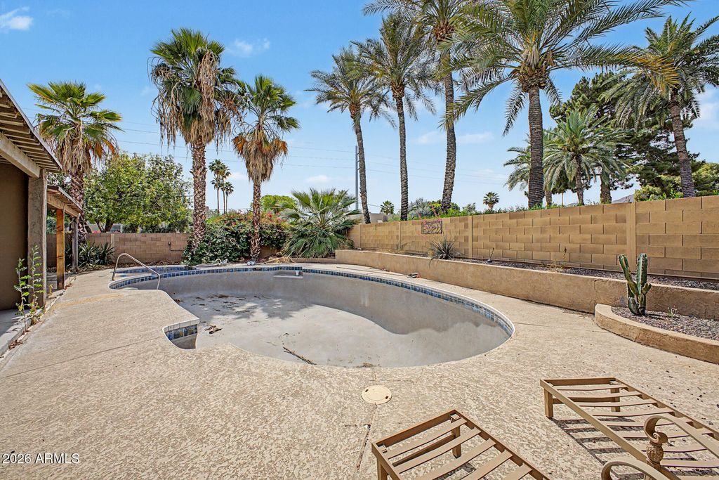Image 36 of property listing at 7309 E ROVEY Avenue, Scottsdale, AZ 85250