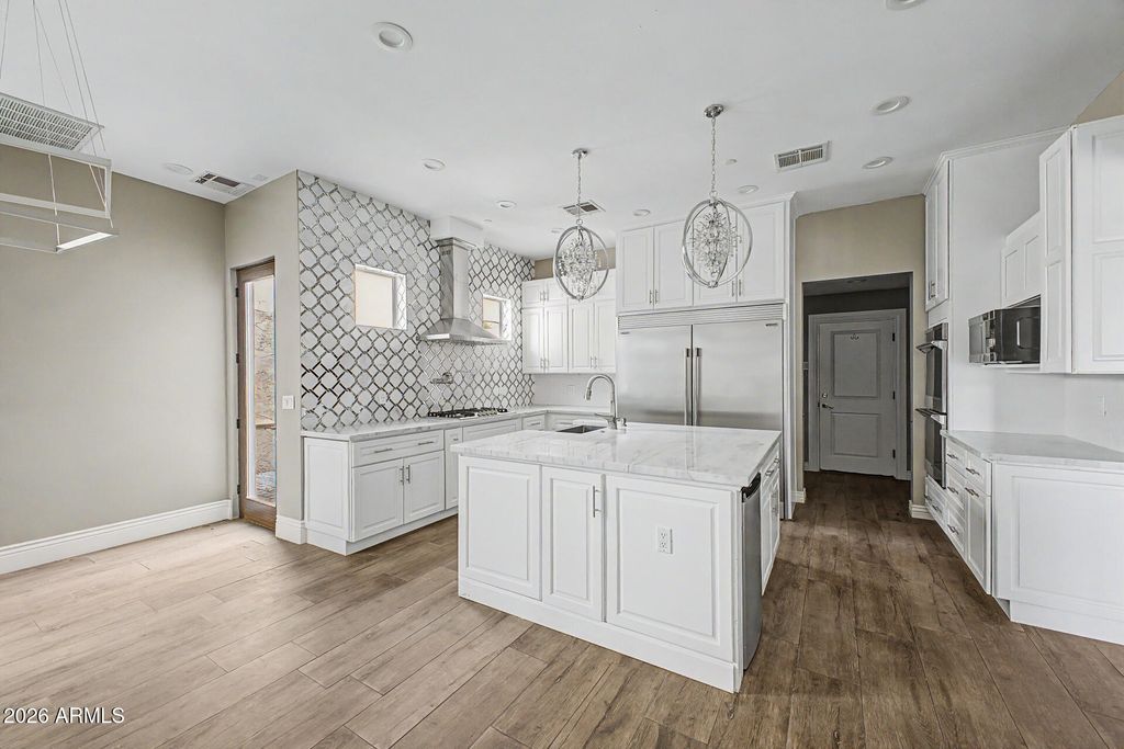 Image 4 of property listing at 7309 E ROVEY Avenue, Scottsdale, AZ 85250