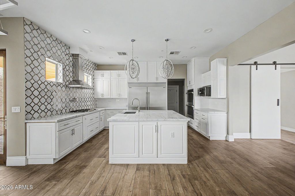 Image 5 of property listing at 7309 E ROVEY Avenue, Scottsdale, AZ 85250